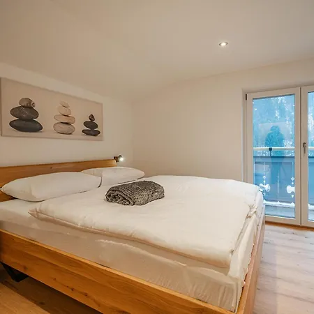 Alpen Haus Maria 2 * フィーホーフェン